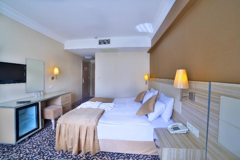 Hotel Grand Emin Istanbul Exterior photo